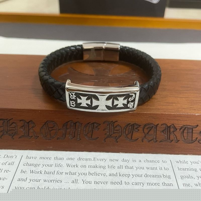 Ch**me He**ts bracelets